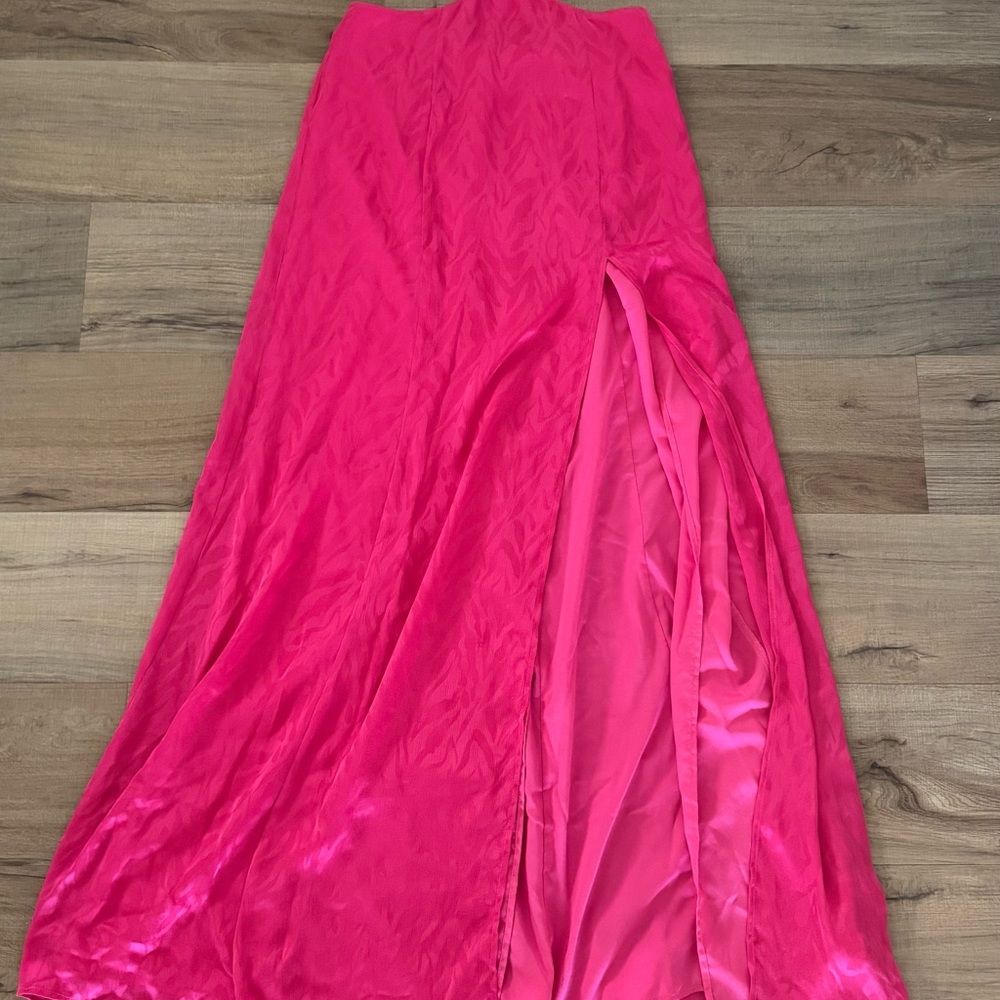 Elegant Pink Maxi Dress